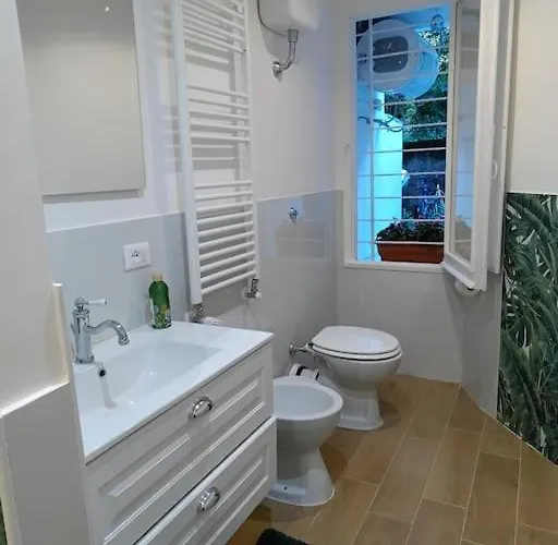 Sweet Flaminio-the Biggest Shower Rom